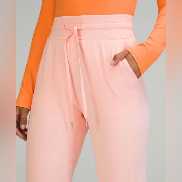 NWOT Lululemon Ready to Rulu Classic-Fit High-Rise Jogger *7/8 Length - Picture 3 of 8